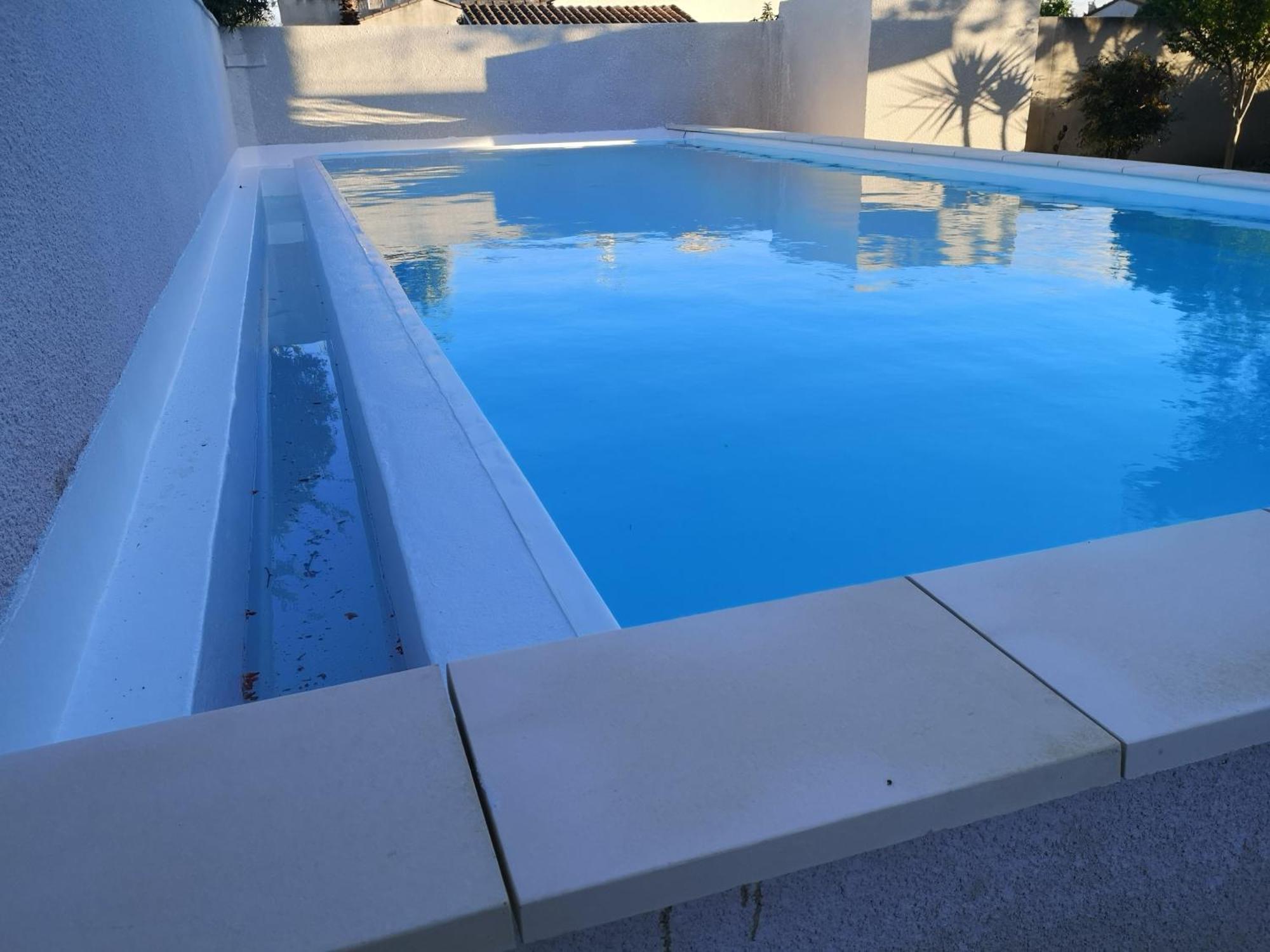 Appartement Dans Villa Avec Piscine Et Jardin Marguerittes Eksteriør billede