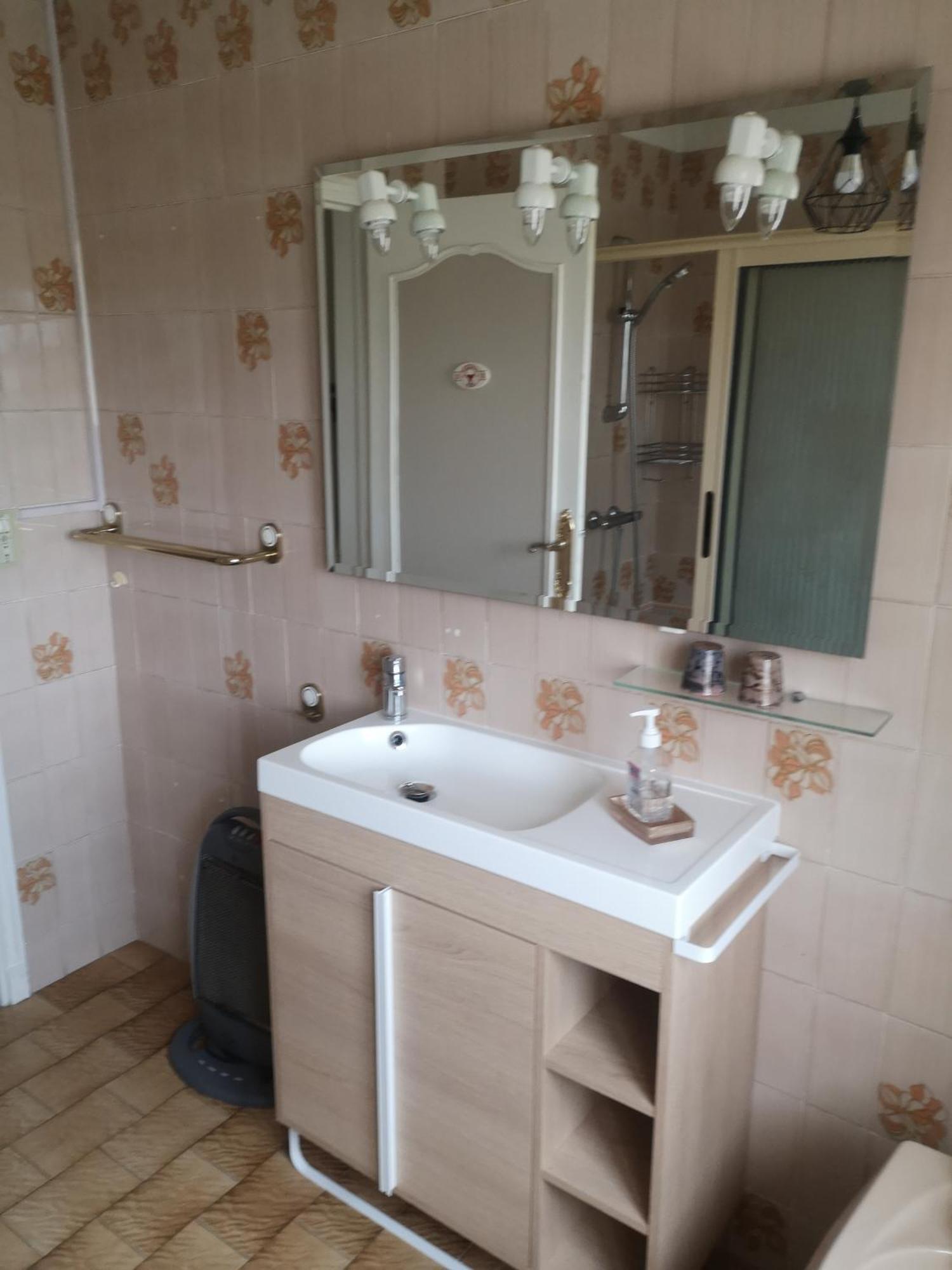 Appartement Dans Villa Avec Piscine Et Jardin Marguerittes Eksteriør billede